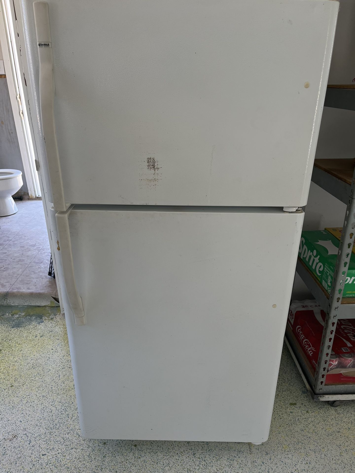Refrigerator