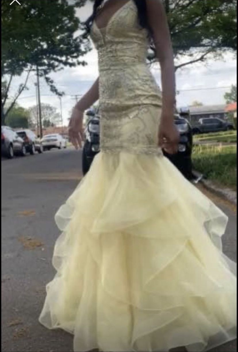 yellow prom dress 