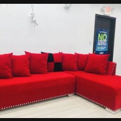 SECTIONAL BRAND New 