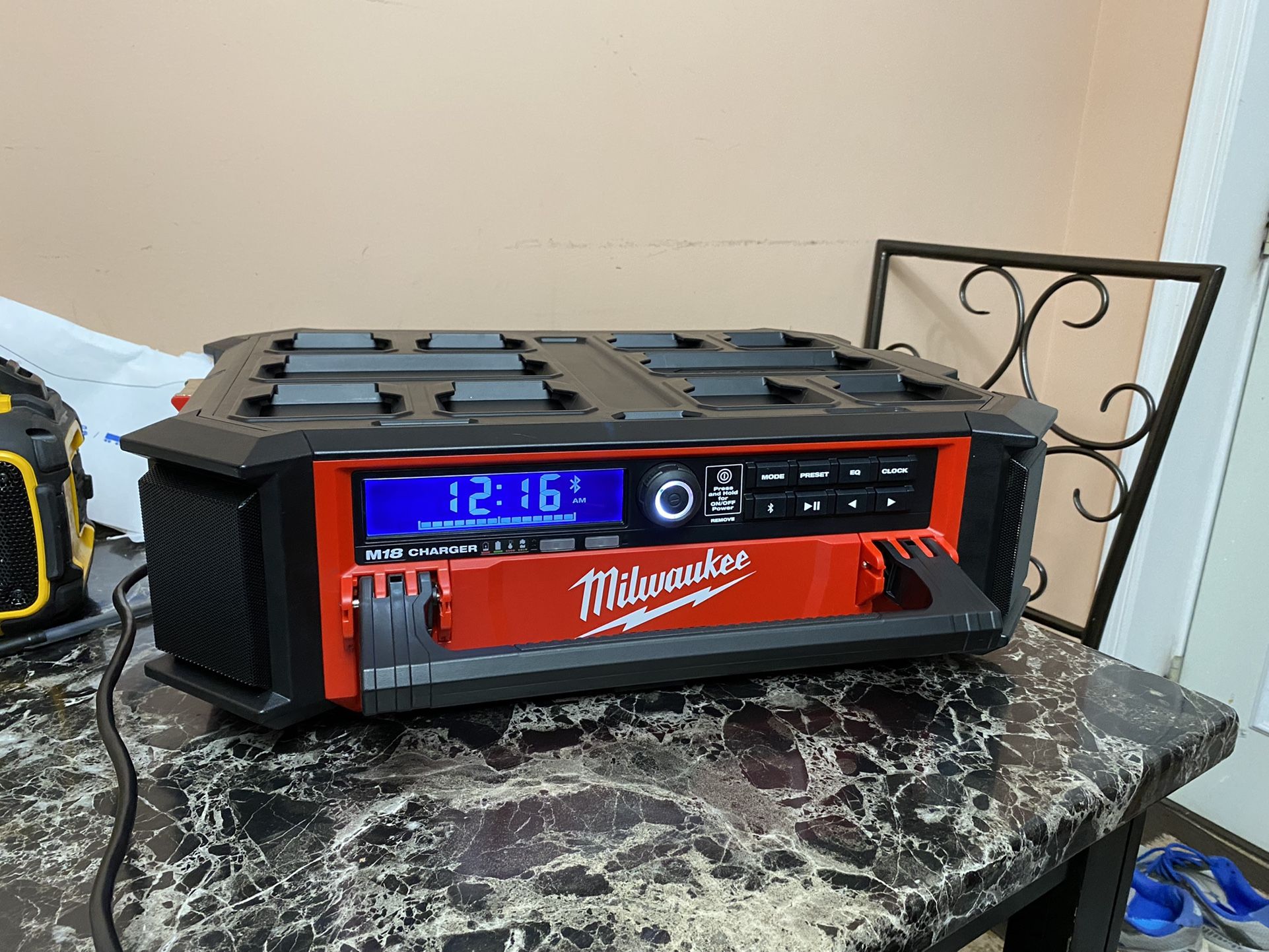 Millwaukee Buetooth Speaker