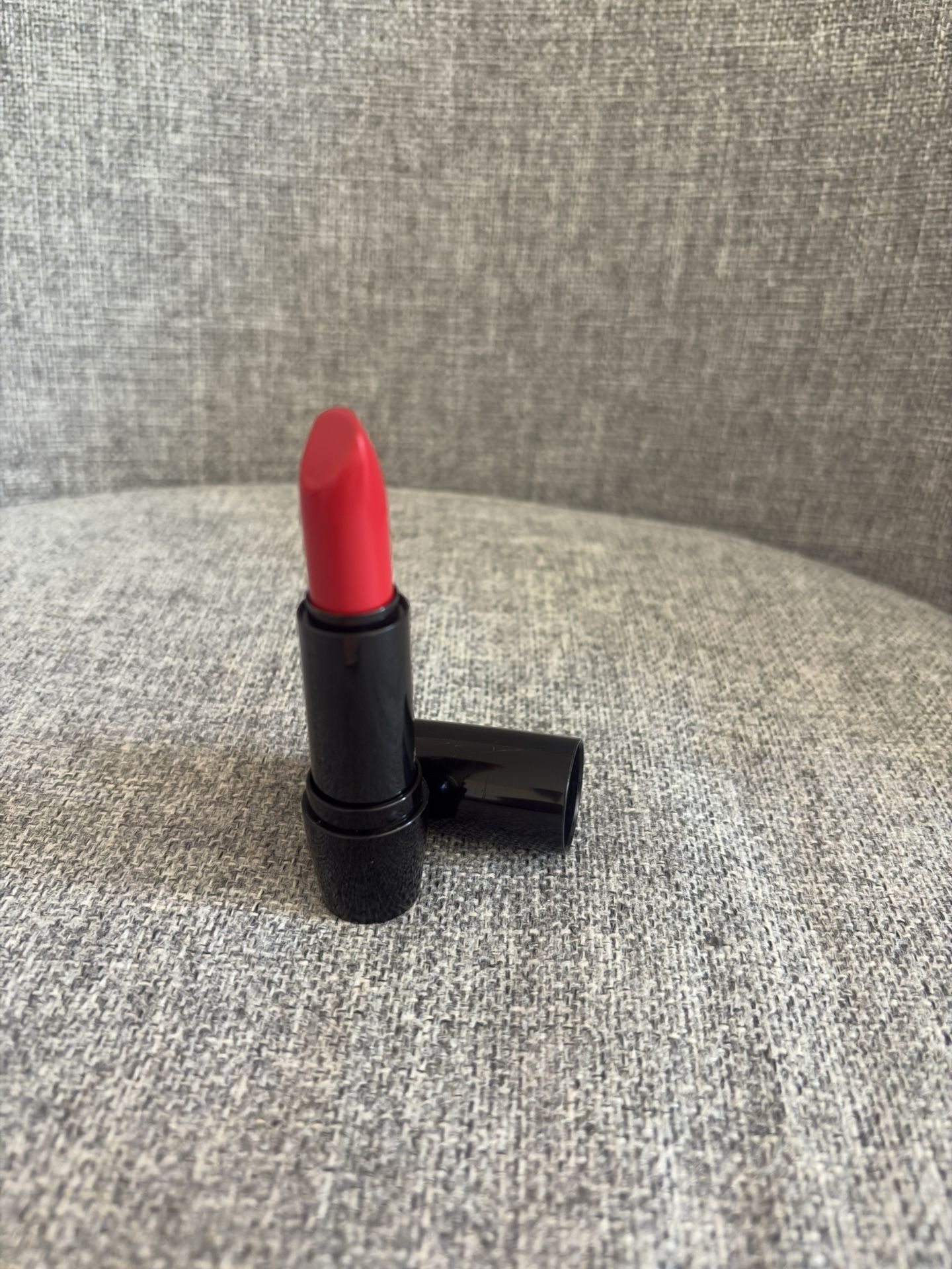 Lancôme Color Design #181 Red Stiletto (Cream)