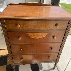 Maple Chest Of Drawers