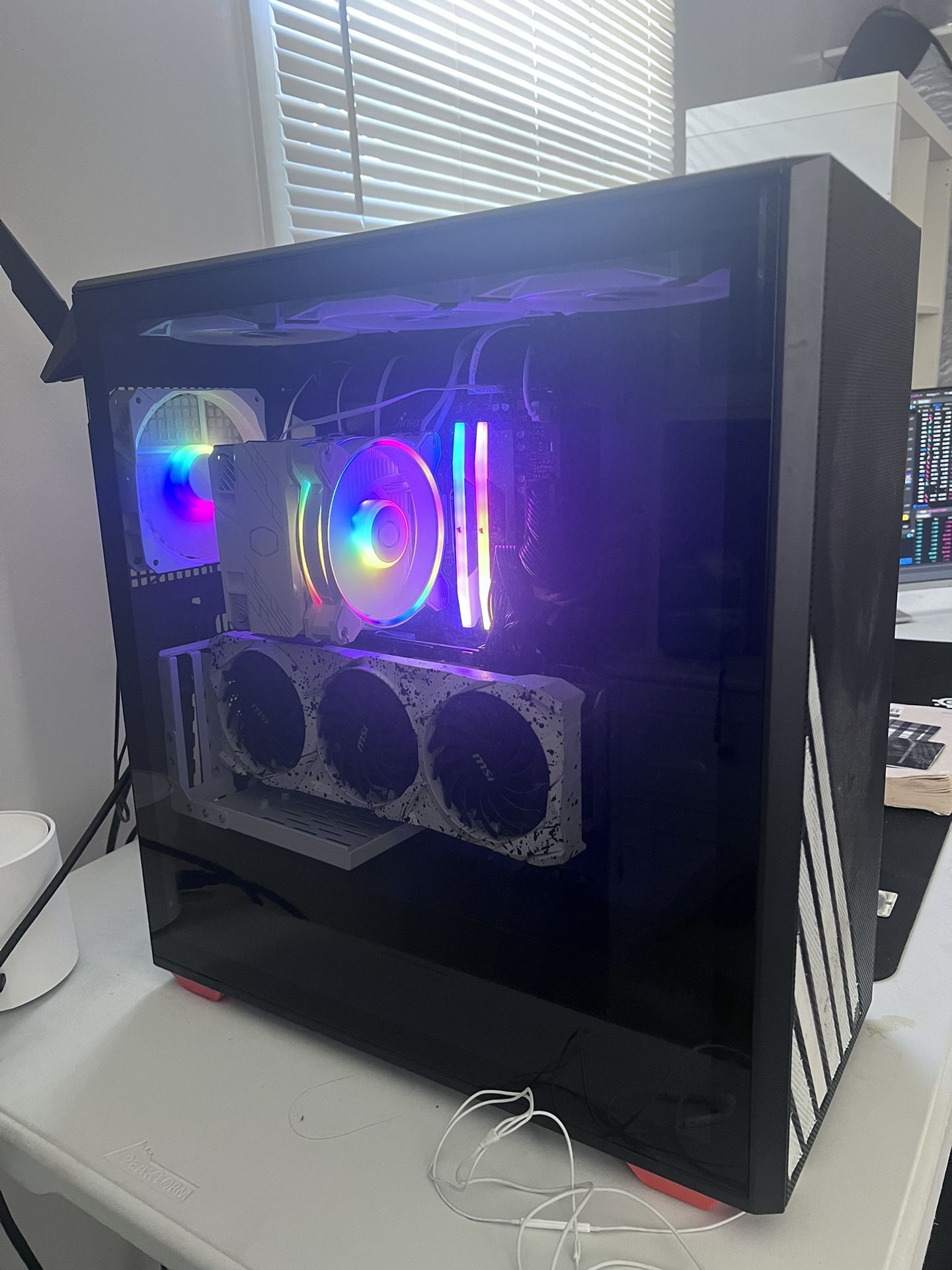 [BUY NOW]Mint MONSTER PC! 3080 / RYZEN 7 3DX  / CHEAP