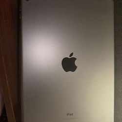 Apple iPad 9th Generation - used