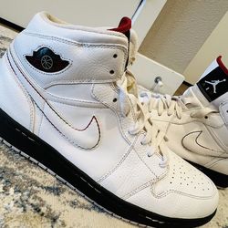 2009 Air Jordan 1 Retro Cinco de Mayo White/Black Green Red  Size 13– Great Condition