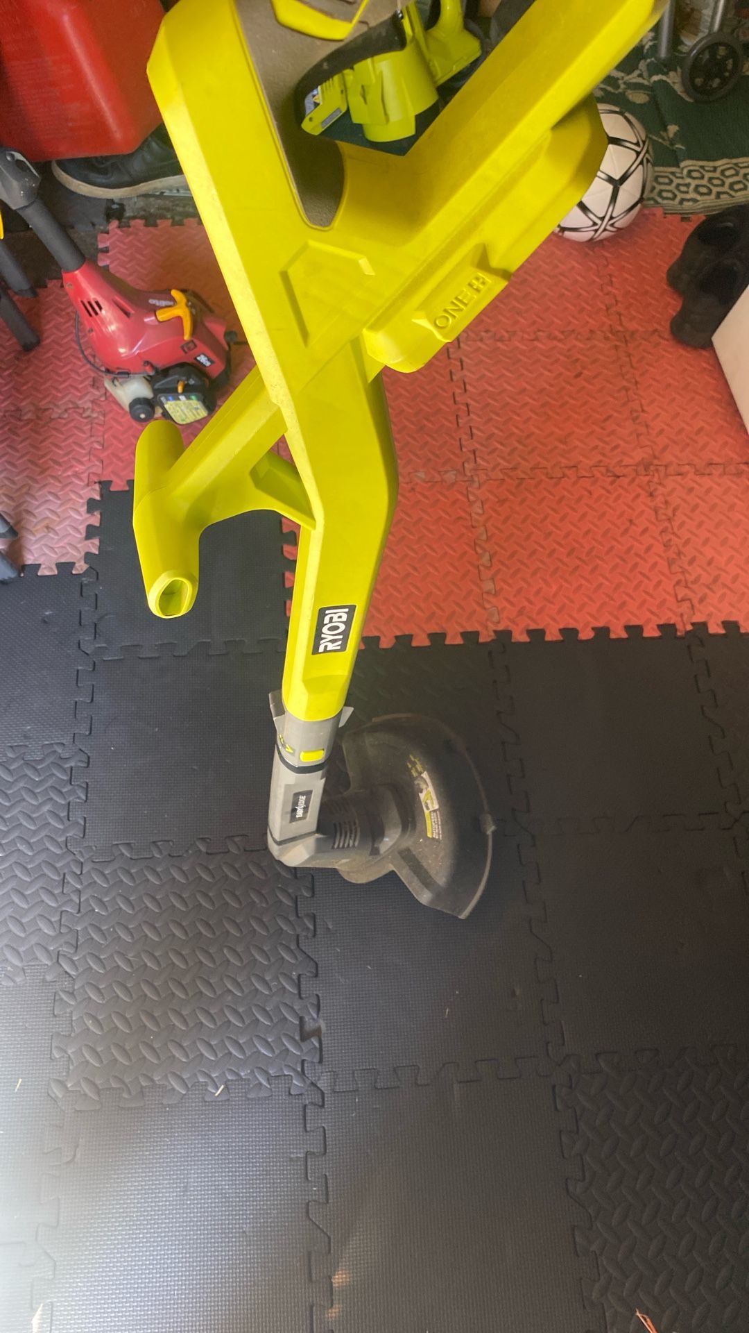 Ryobi Weedle