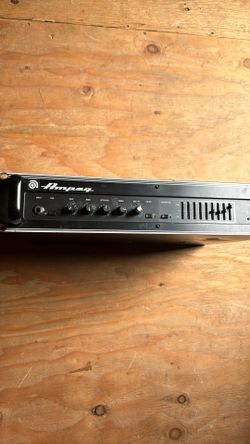 Ampeg B2 Solid State Head