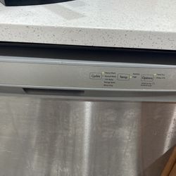 Frigidaire Dishwasher 