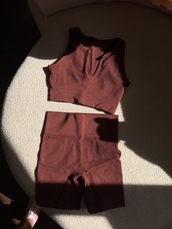 Brown Workout Set (Amazon)