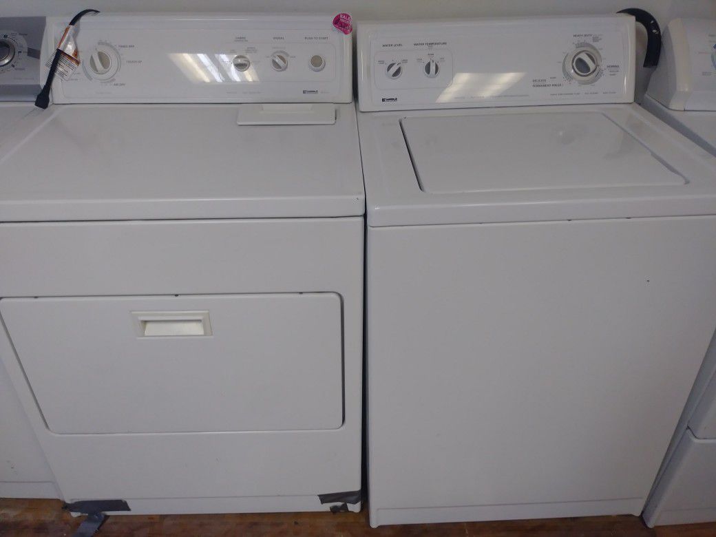 Kenmore top load washer and electric dryer set