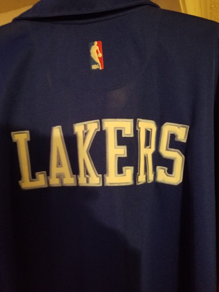 Nike NBA Los Angeles Lakers Retro Basketball Shooting Shirt for Sale in  Cantonment, FL - OfferUp