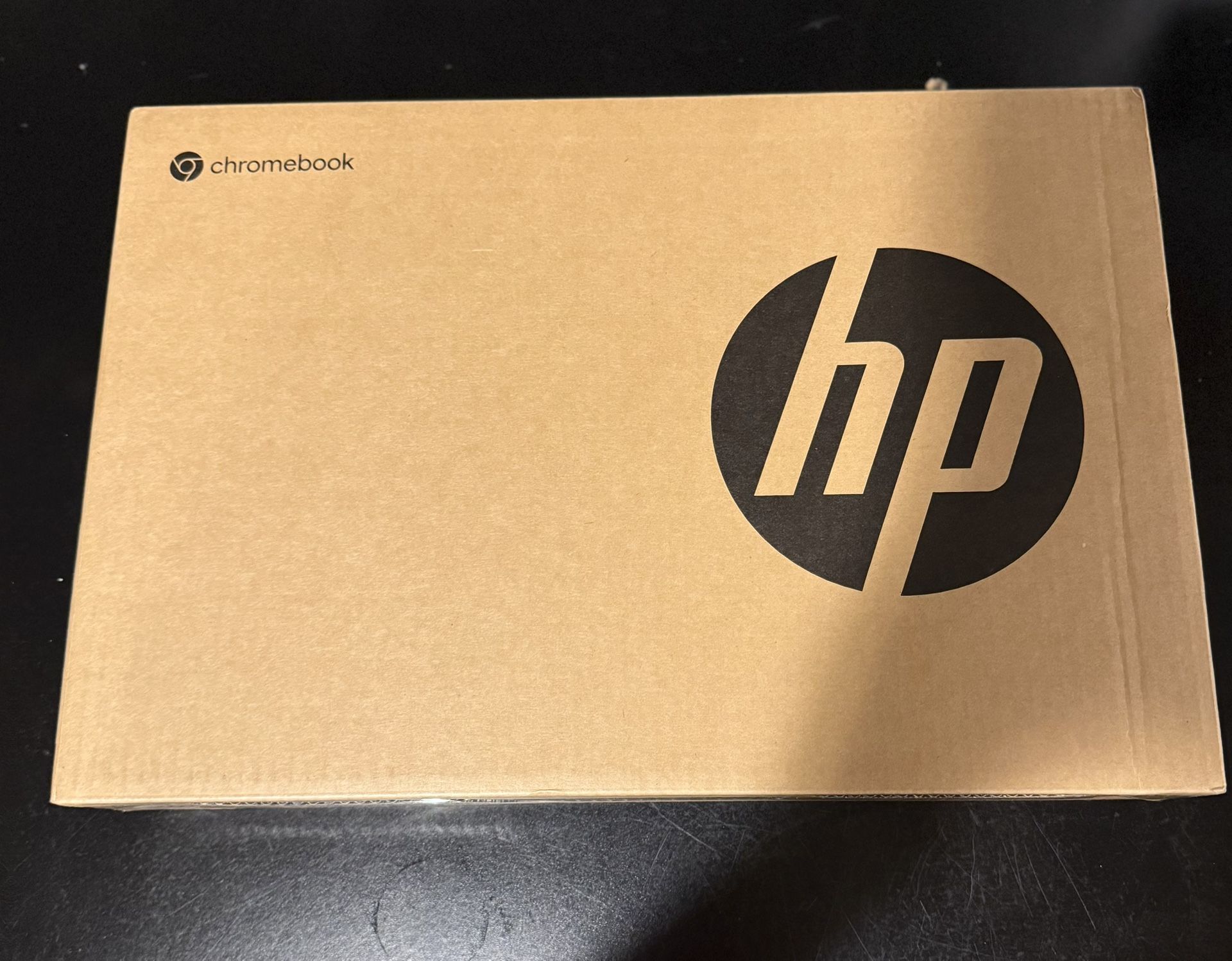 HP 14" Chromebook - Intel Processor - 4GB RAM - 64GB Flash Storage - Silver (14a-nf0002tg)