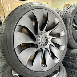 4X 20” 2026 Tesla Model Y Helix wheels Hankook EVO 255/40/20 Tires W/ AERO COVER