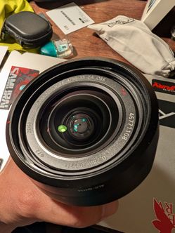 Sony FE 16-35 f/4 Zeiss lens