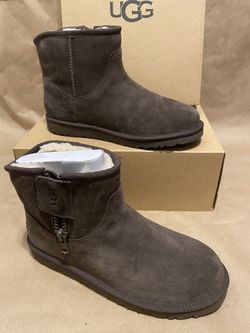 Ugg Boots In Choc Brown
