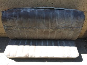Car rear seat