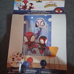 Spidey Backdrop With Props 