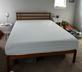 Queen size bed frame and mattress