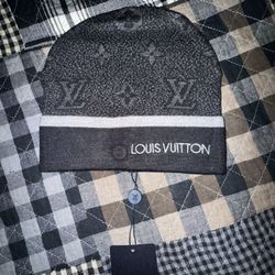 BRAND NEW Vuttion Eclipse Monogram Beanie