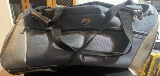 American Tourister Duffle Bag