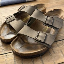 Birkenstock Brown Leather Buckle Slide Sandals Men's EU 44 US 11 Casual