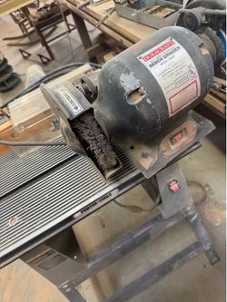 Bench grinder
