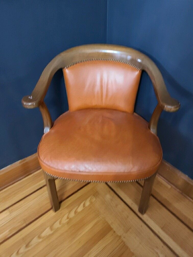 RARE FIND KITTINGER CHAIR