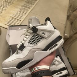 Jordan 4 Military Black