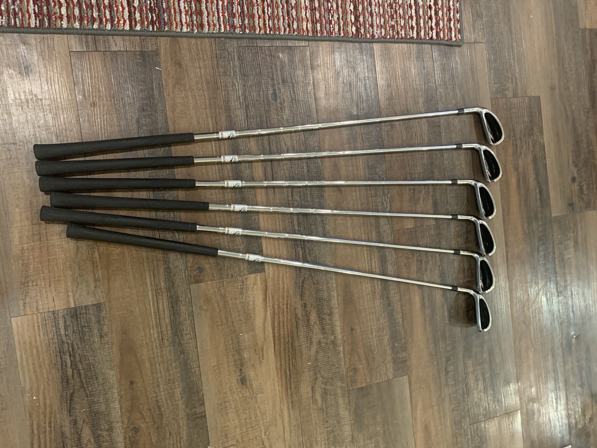 Golf Clubs - Left Handed Iron Set