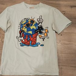 Kindred Graphic T-Shirt “Kind Red” Earth Ice Cream Design – Size M – Read Desc