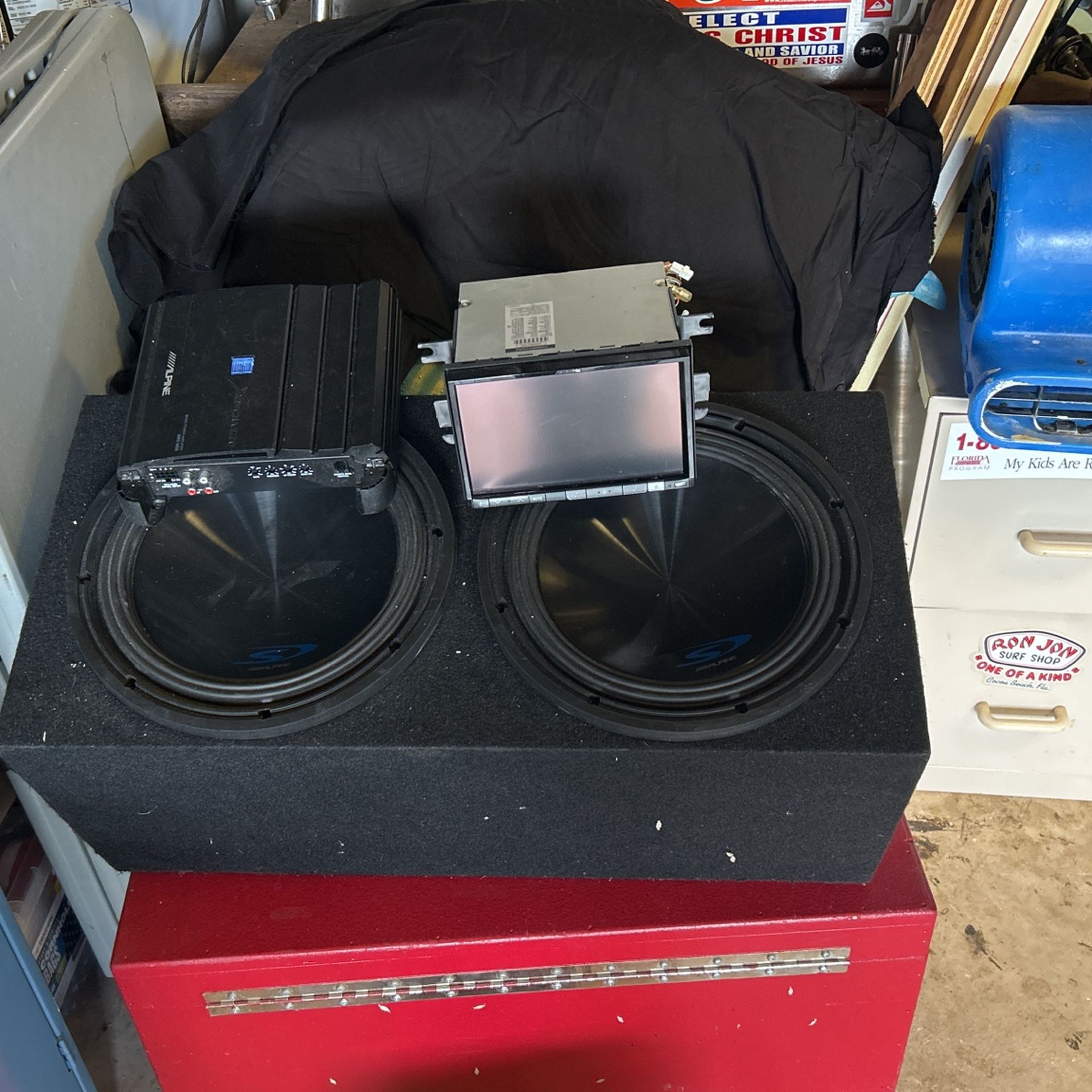 Car Stereo Amp Alpine 4 Channel Stereo Head Unit Alpine And Subwoofers with Box