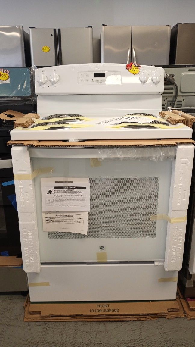NEW GE Electric Stove Works Perfectly we are located at 1216 Hartford Turnpike Vernon CT 