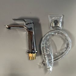 Single Hole Chrome Bathroom Vessel Faucet
