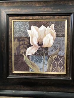 Wall Framed Flower Decor 