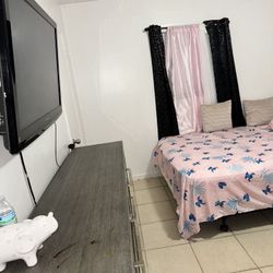 Se Renta Cuarto 