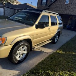 2004 Nissan Pathfinder