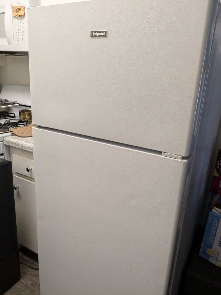 Frigidaire Refrigerator