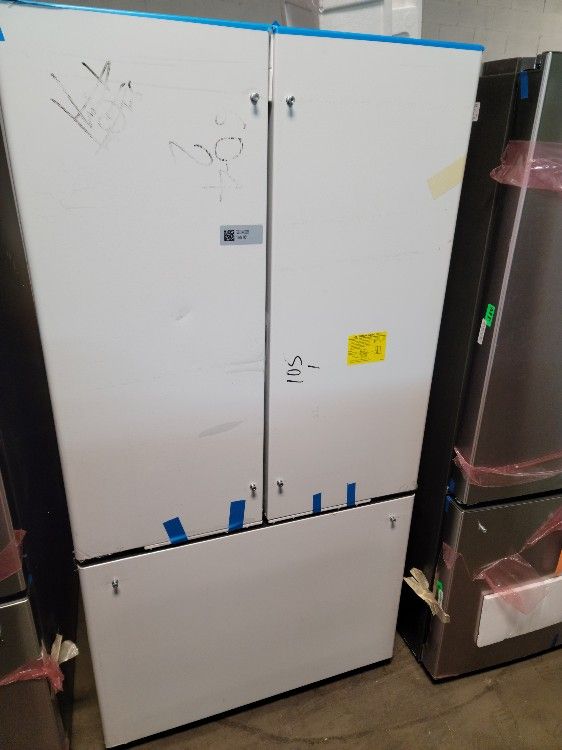 🚨New Café - 23.1 Cu. Ft. French Door Counter-Depth Refrigerator, Customizable CWE23SP4MW2