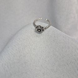 Beautiful 9.25 Silver Rose Ring Open Size