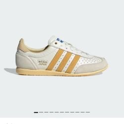 Adidas Japan Women 7.5