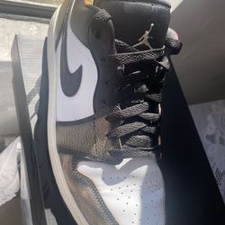 jordan 1 low wear away yellow