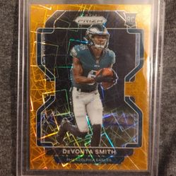 DeVonta Smith Panini ORANGE PRIZM ROOKIE CARD