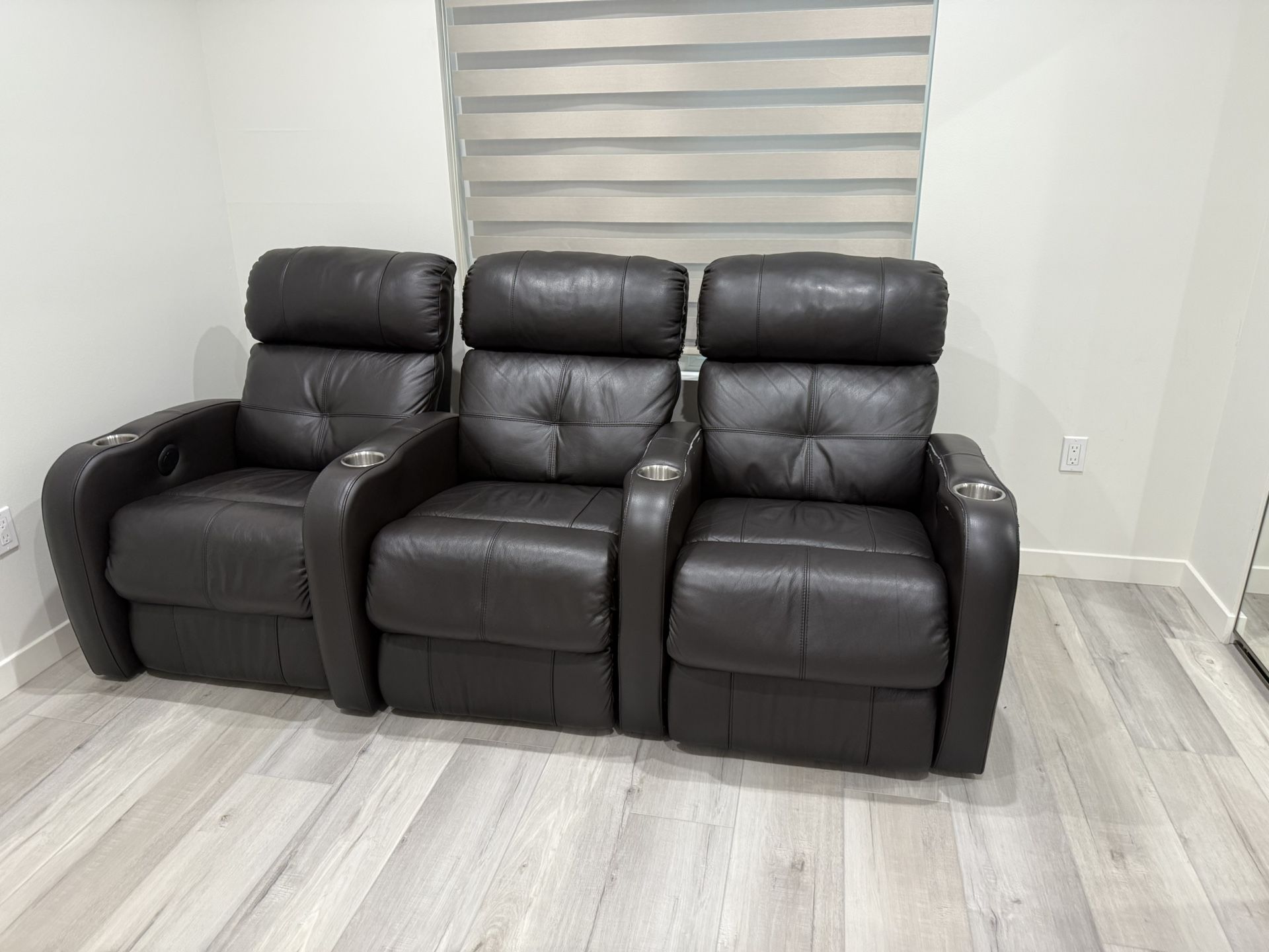 Leather Recliner Couch 