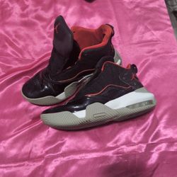 Air Jordan Stay Loyal (Black/Red) Size:7Y