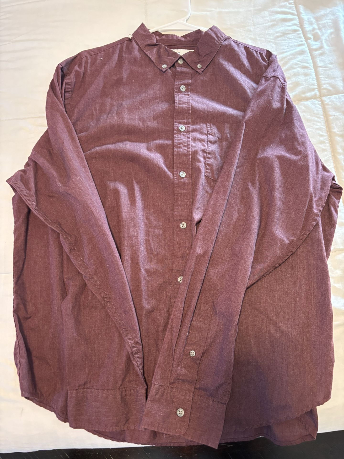 2XL Burgundy Men’s Old Navy Button Down Shirt, Slim Fit
