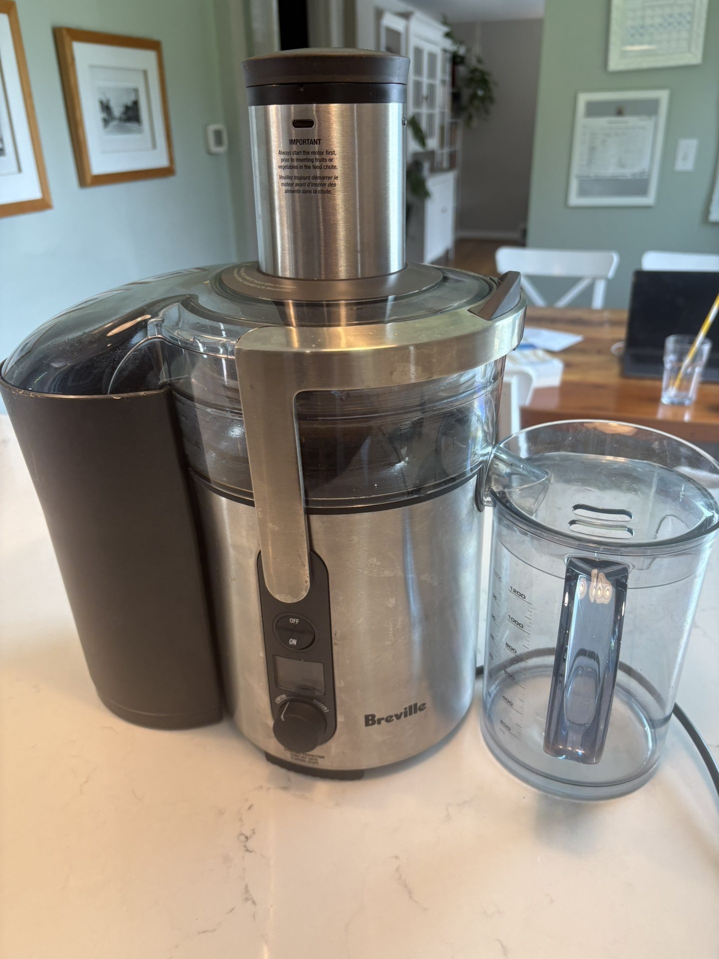 Breville Juice Fountain Multi-Speed 900-Watt Juicer