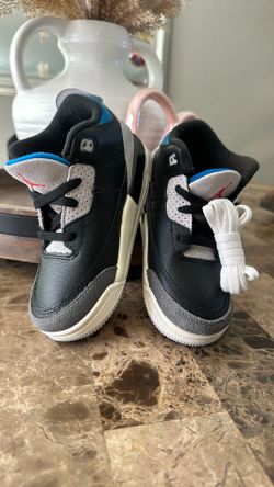 Jordan’s “RARE AIR” RETRO 3 Kids 