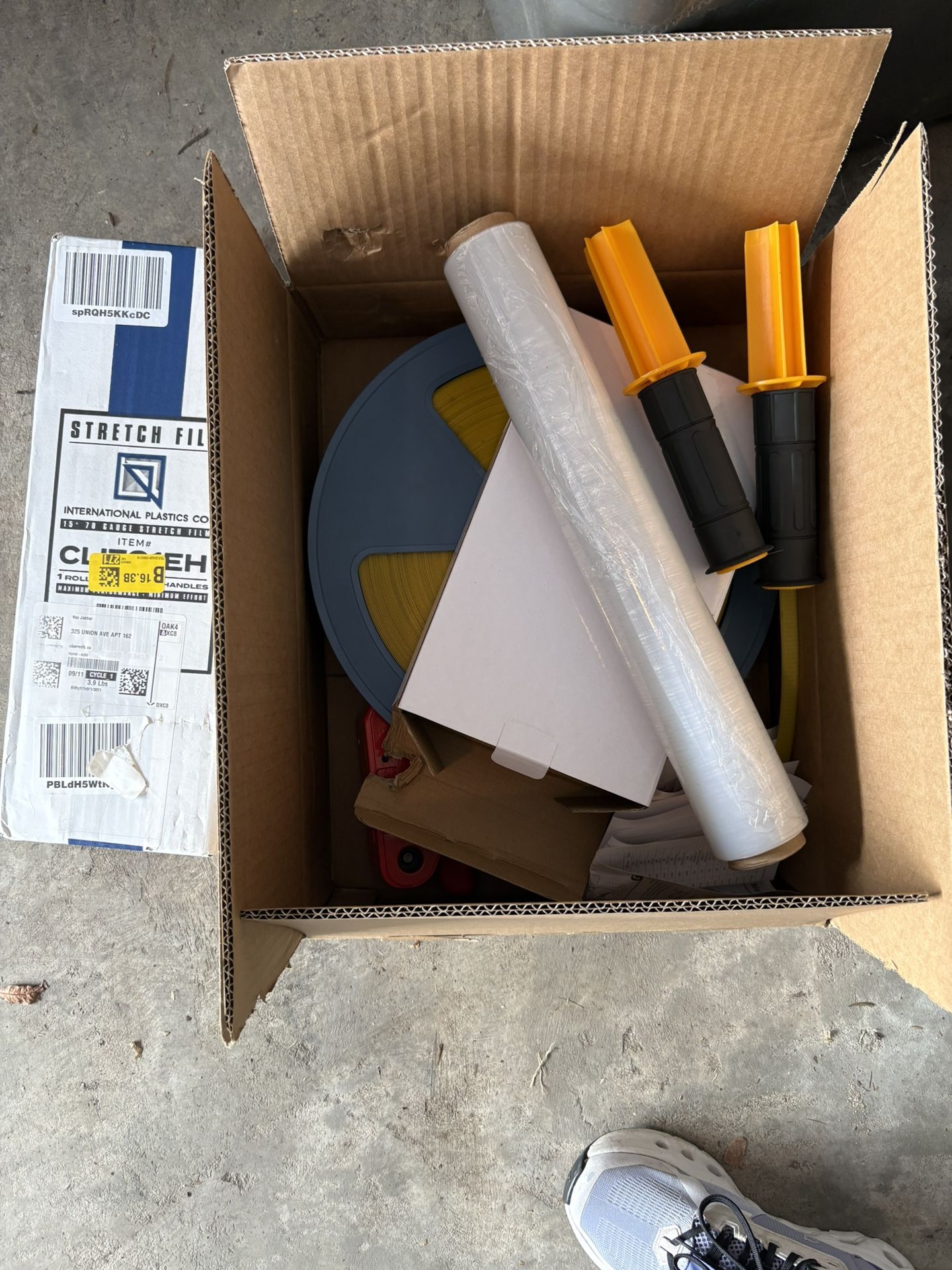 Pallet Strap kit and stretch film