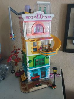 LEGO Friends Heartlake City Community  Center