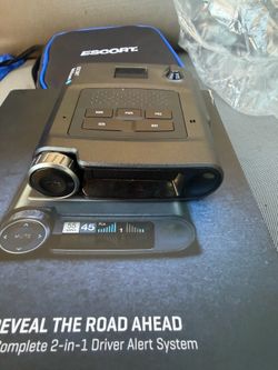 ESCORT MAXcam 360c - 2-in-1 Radar Detector & 1440p Dash Cam (Like New)